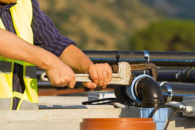 plumbing-repair-services.jpg